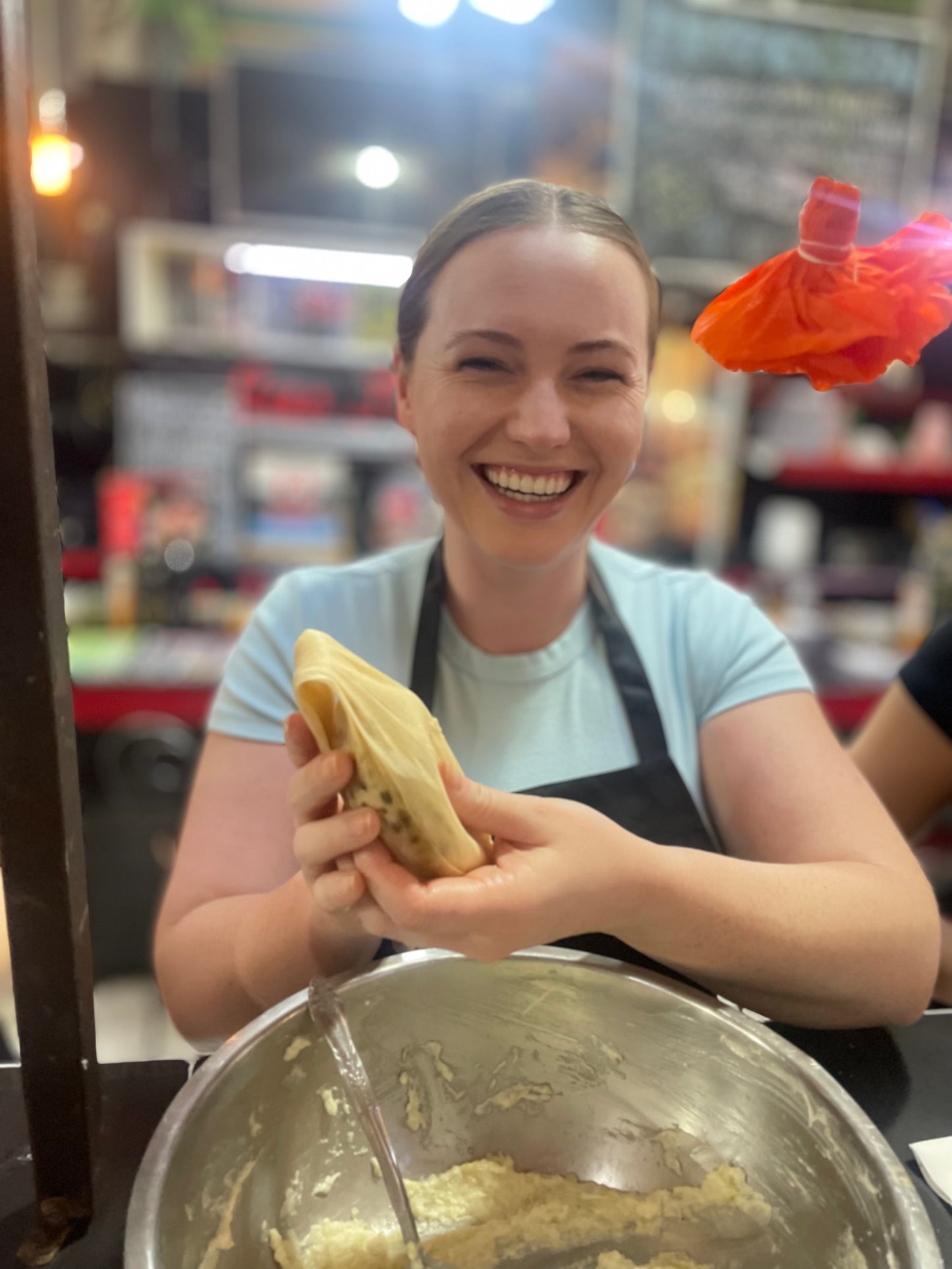Craft your own Tamales, Mole & Tacos. Take the bes souvenir from Mexico City learning the best techniques of our amazing gastronomy.